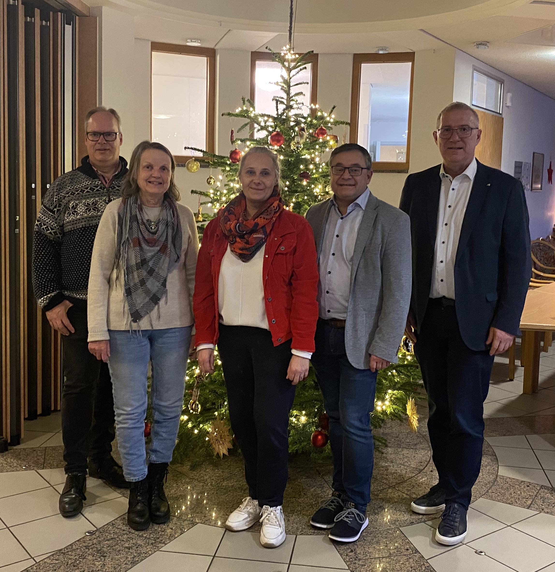 Das CDU-Team mit Heimleiter Stefan Frommberger